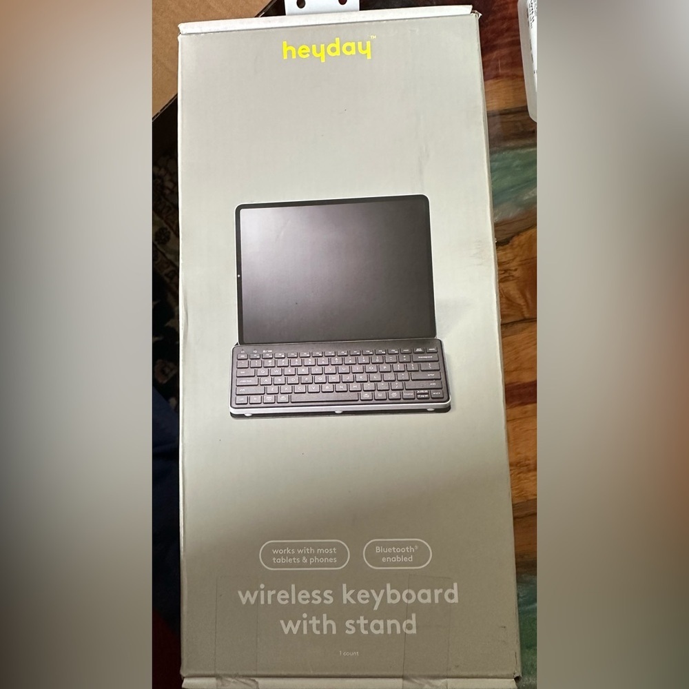Sleek Black Tablet holder with Keyboard
